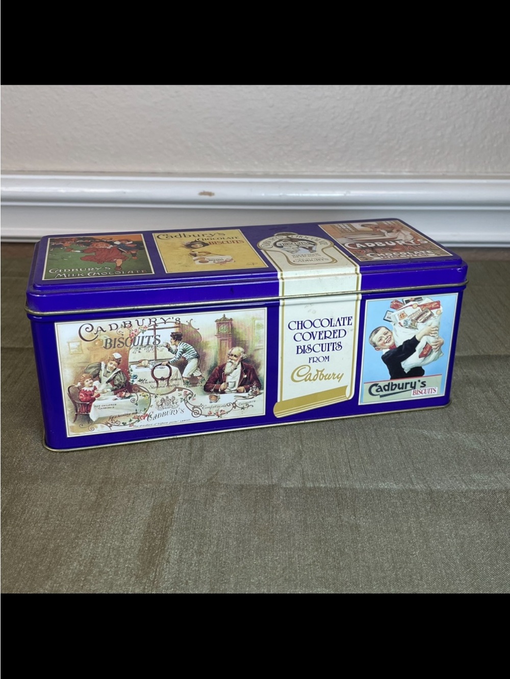 Vintage Cadbury's Chocolate Fingers Biscuits Empty Collector Cookie Tin, Aged